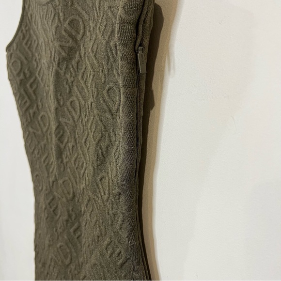 Fendi x Skims embossed olive green Illinois Midi dress size 38 (US 2) - Picture 9 of 14